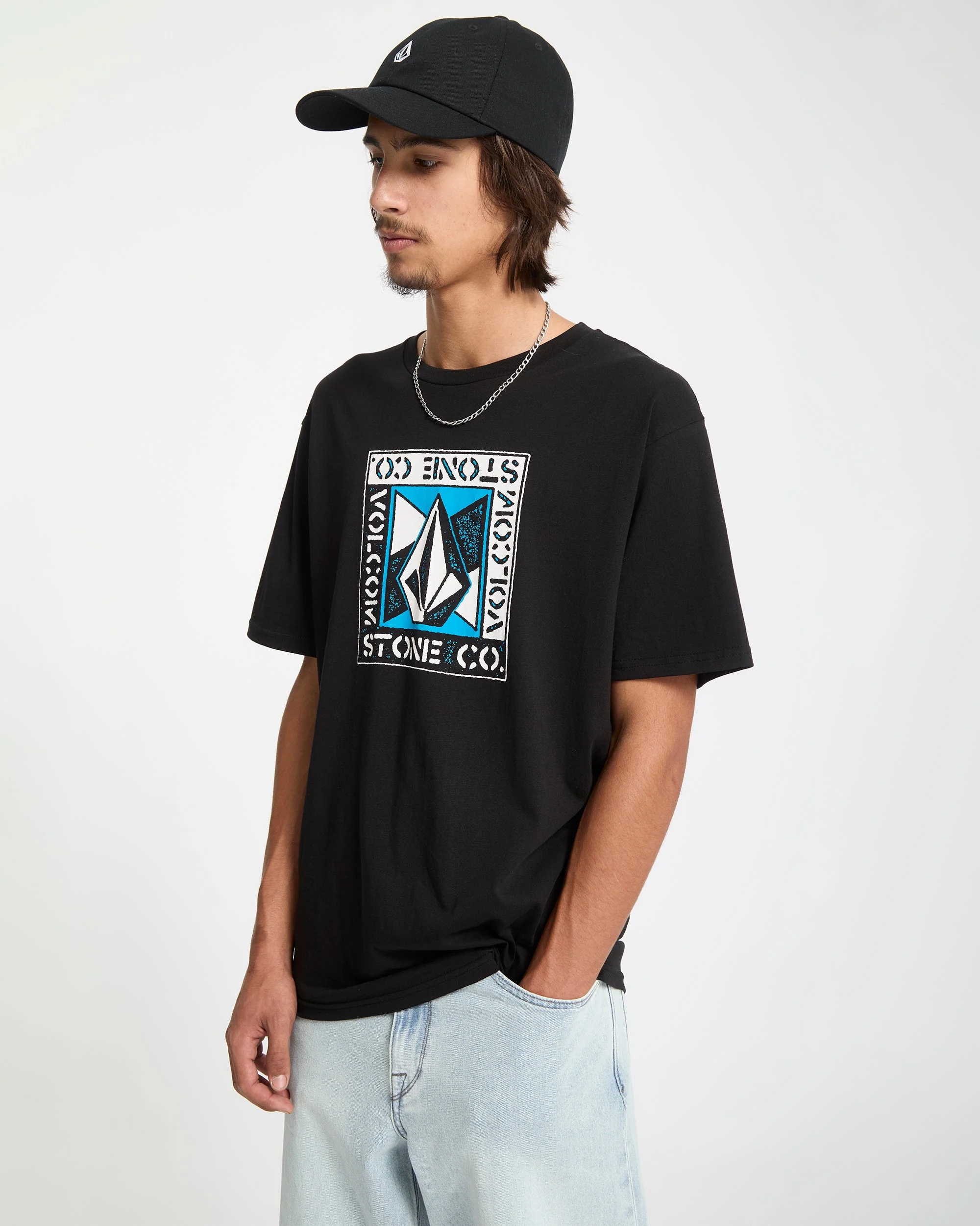 T-Shirt Angle Iron - Black - Image 5