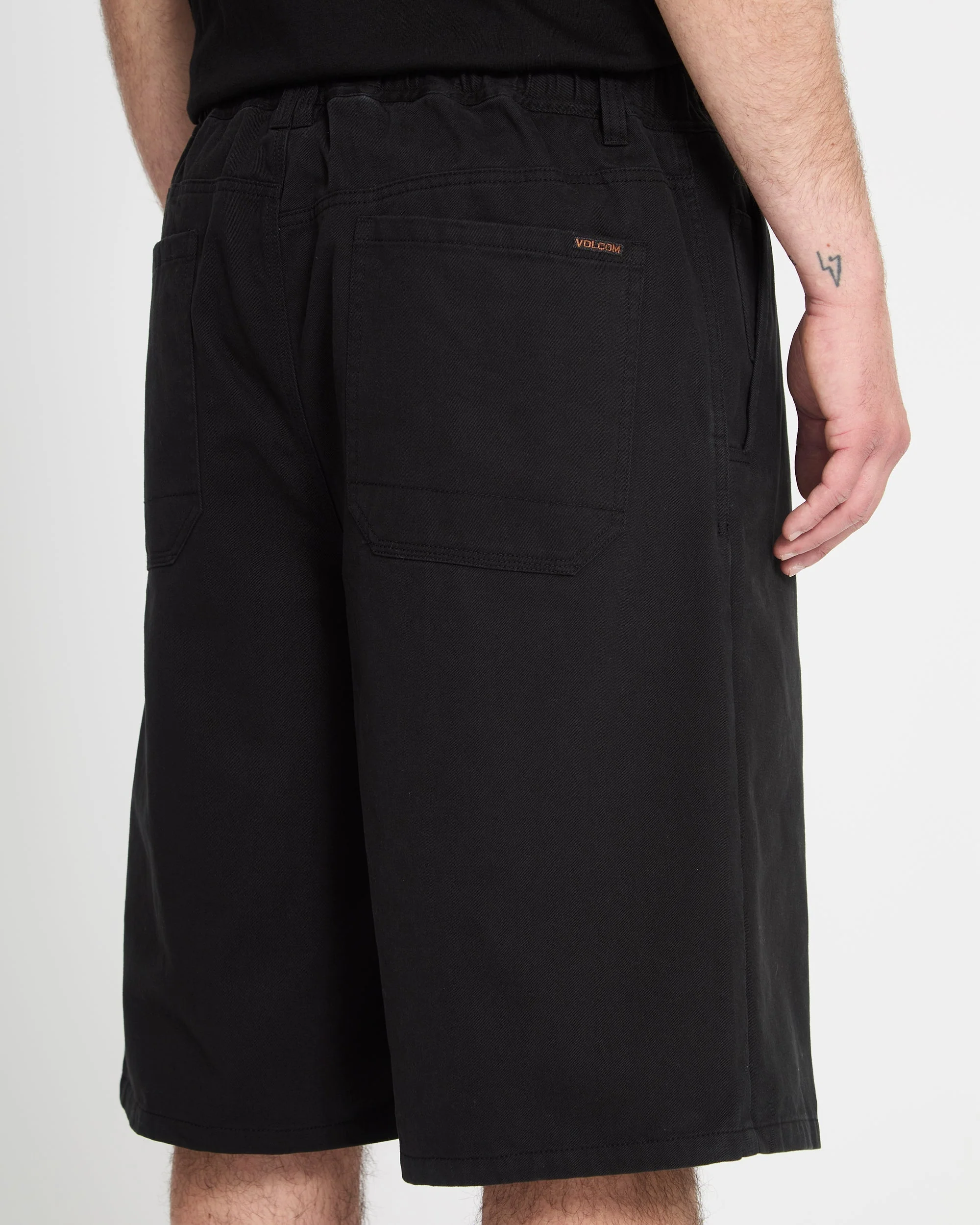Short Chillow Pleat 24" chino - Black - Image 4