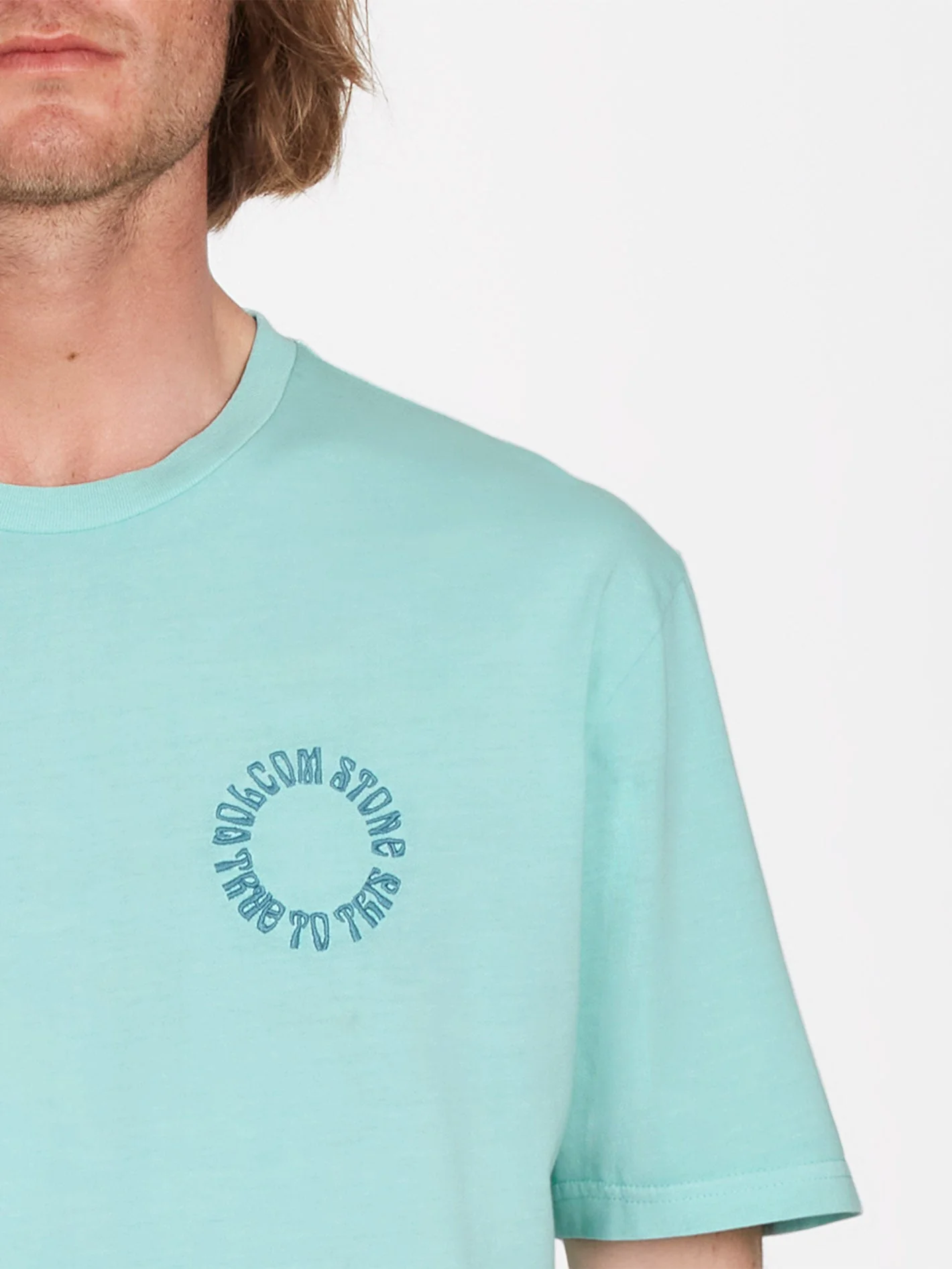 T-shirt Circle Emb - BOTTLE GREEN - Image 4