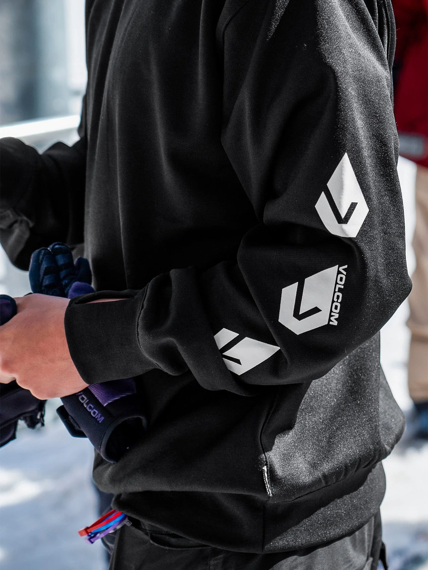 Sweat Core Hydro Crew - BLACK - Image 3