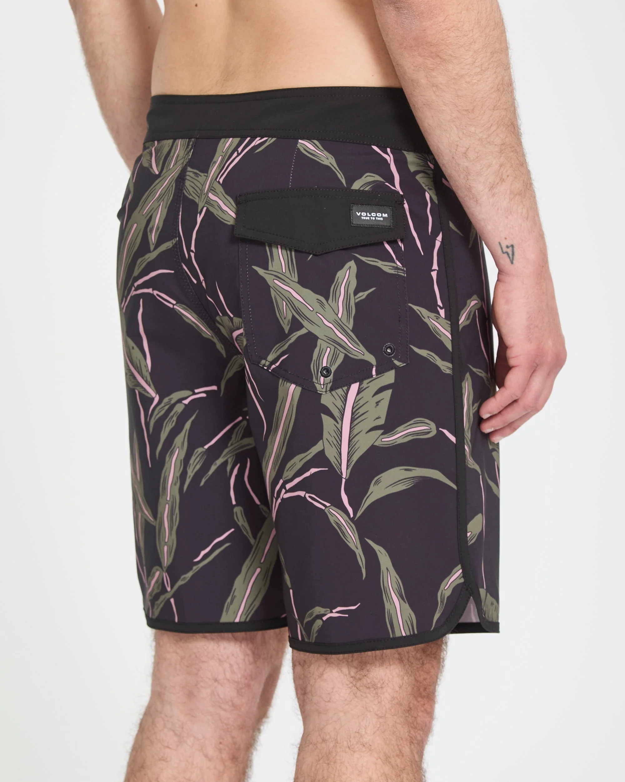 Boardshort Encounter Scallop Mod 19" - Black - Image 3