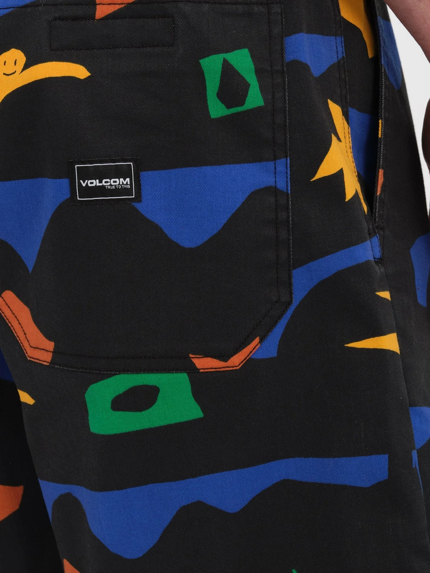 Short Arthur Longo 18" - BLACK - Image 4