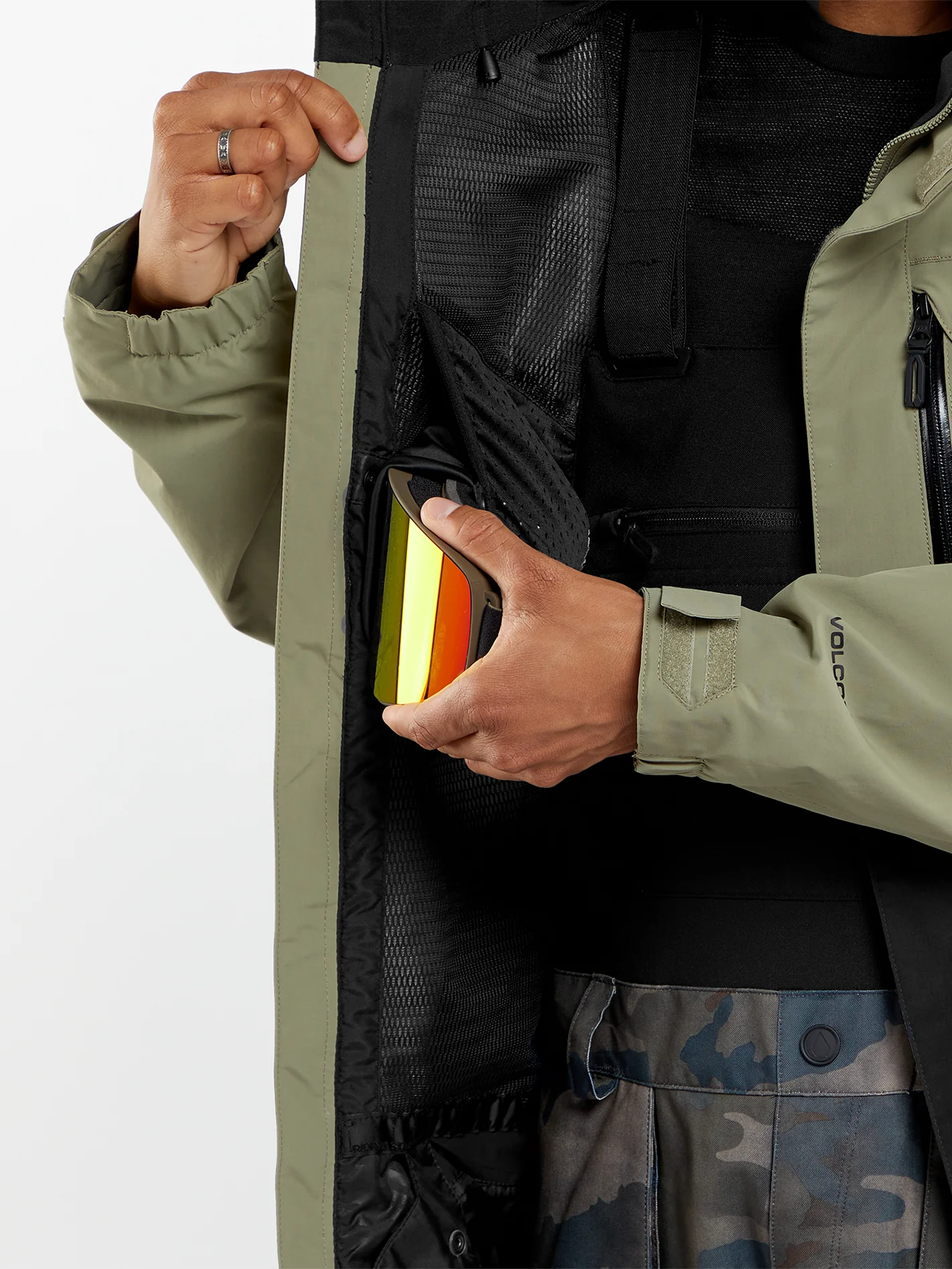 Veste Gore-Tex L Insulated - LIGHT MILITARY - Image 6