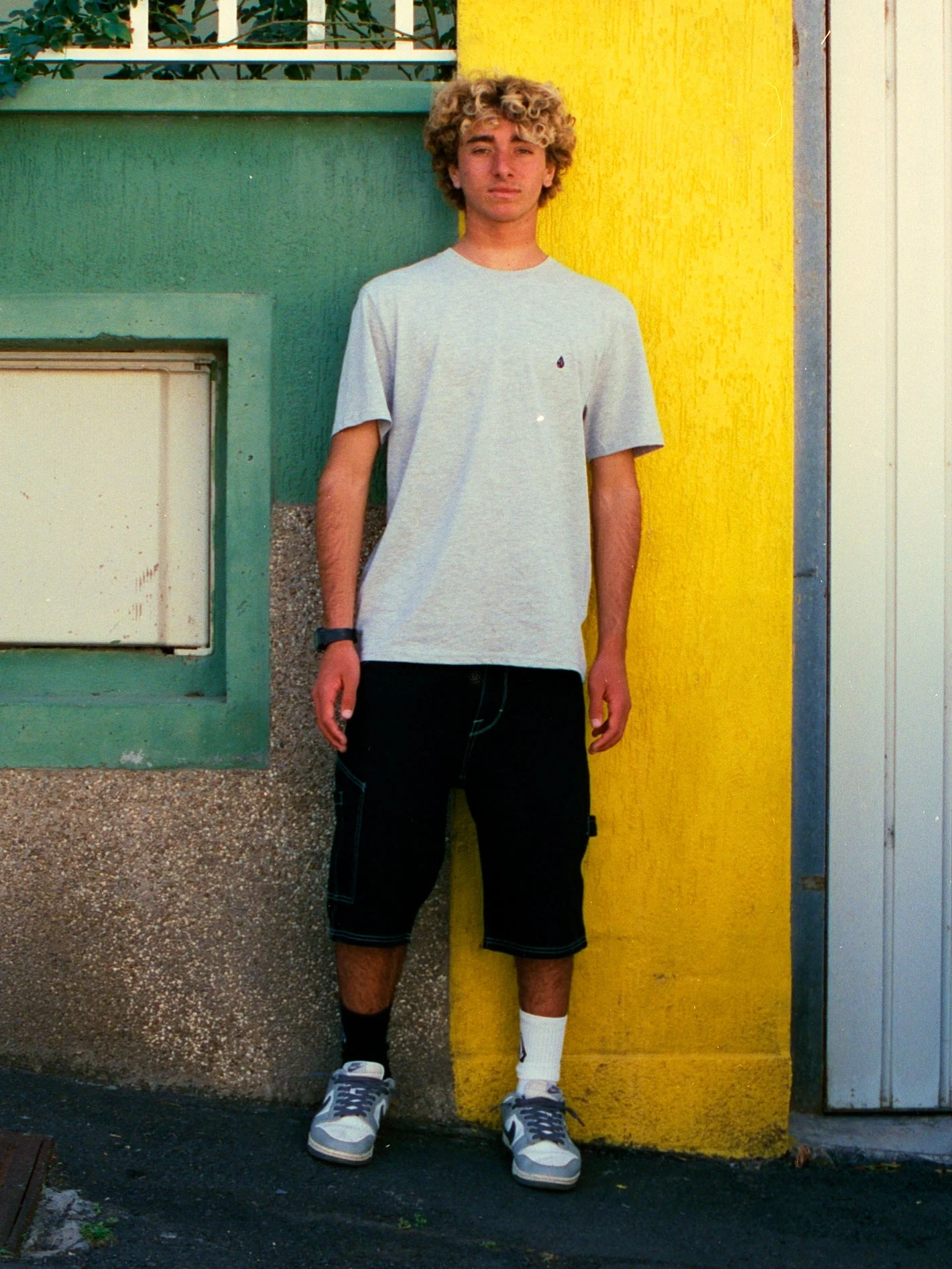 Short Labored Denim Utility - BLACK - Image 7
