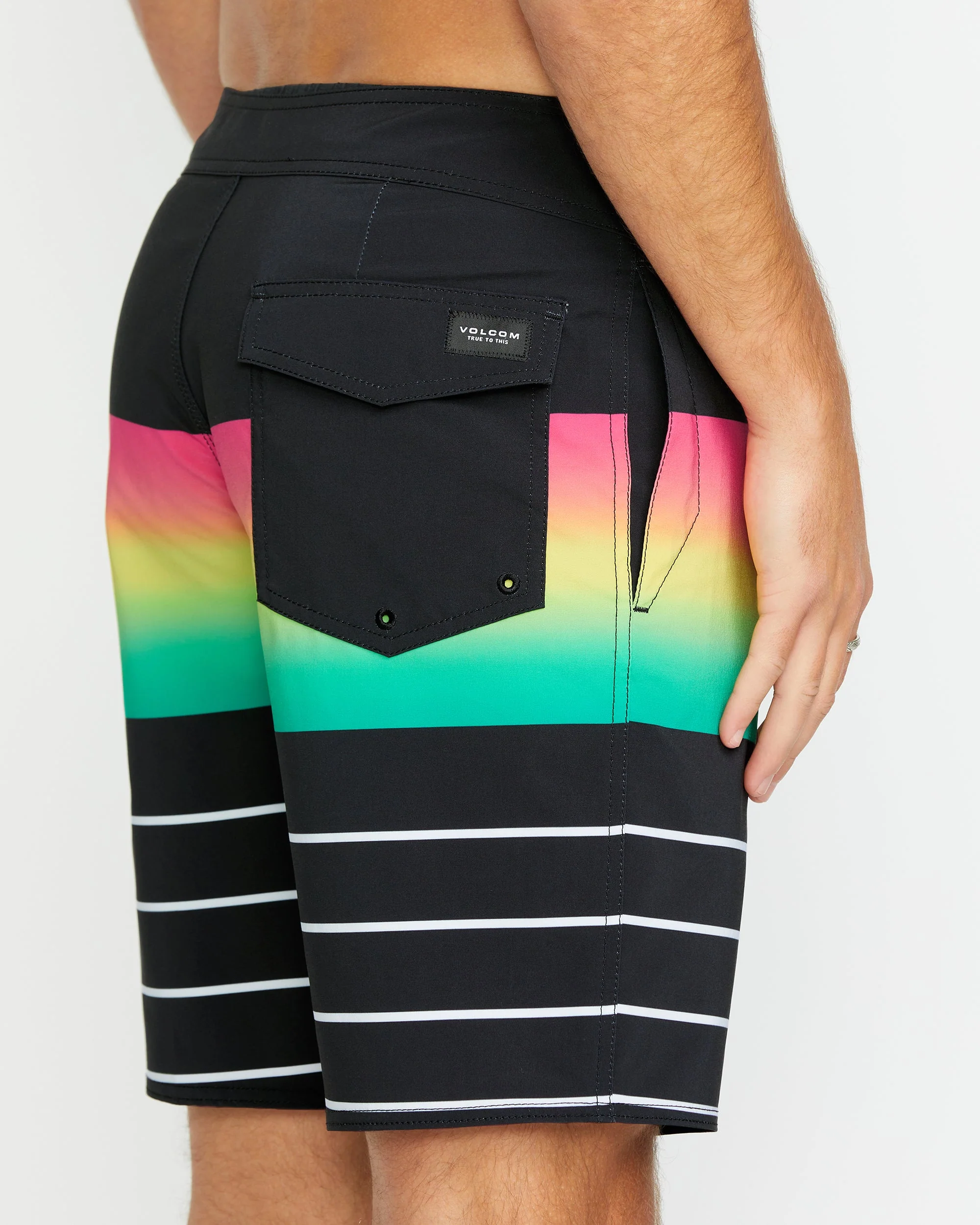 Boardshort Quarta Fade Mod 19" - NEW BLACK - Image 4