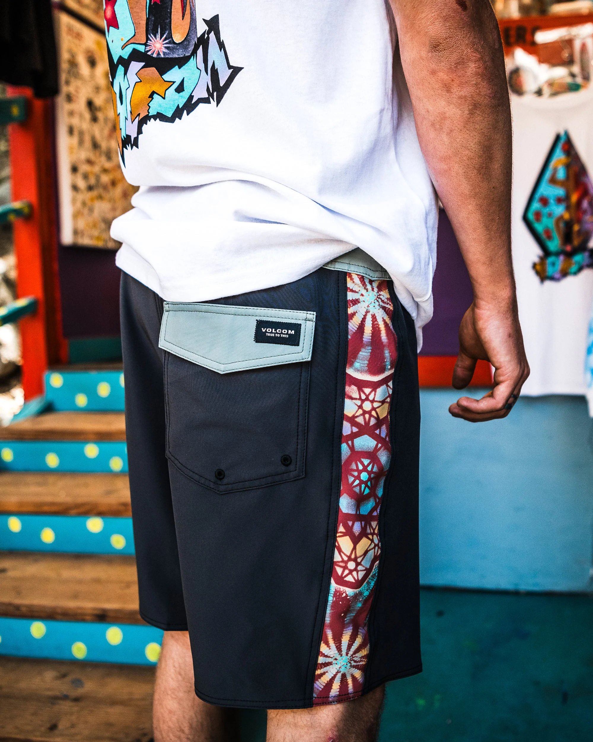 Boardshort Star Shields Mod 18" - Stealth - Image 4