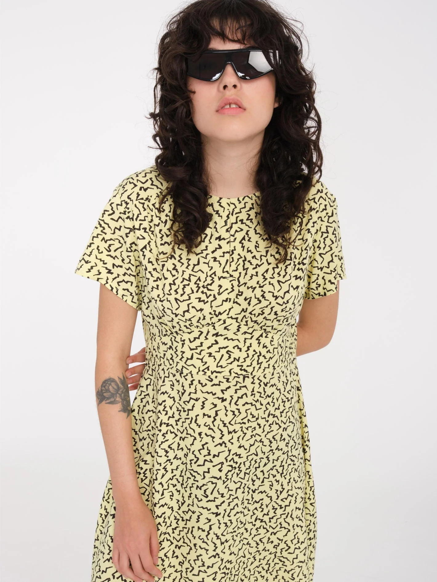 Robe Surfpunk - AURA YELLOW - Image 3