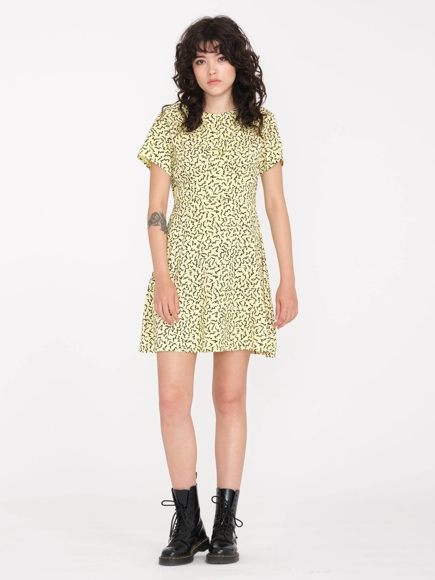 Robe Surfpunk - AURA YELLOW - Image 5