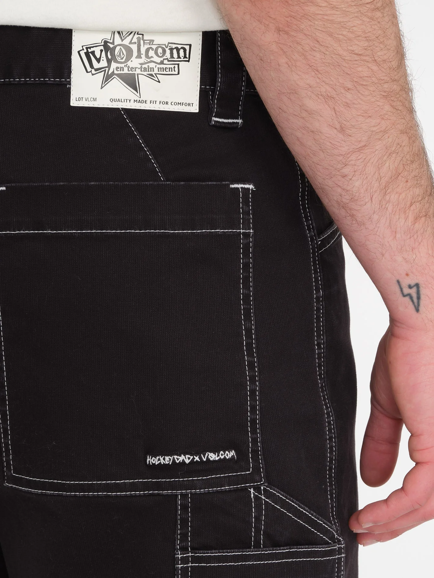 Short V Ent Hockey Dad 20" - BLACK - Image 3